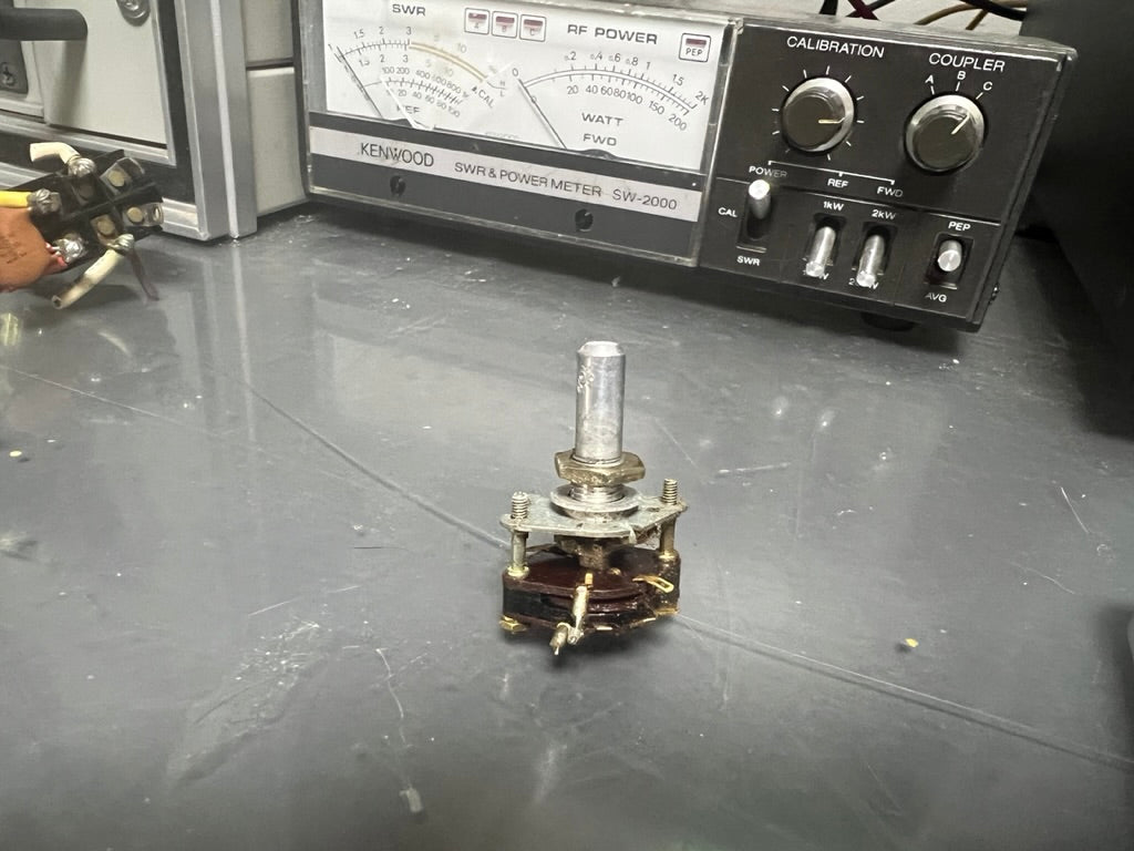 Kenwood tl922 Standby Operate Switch