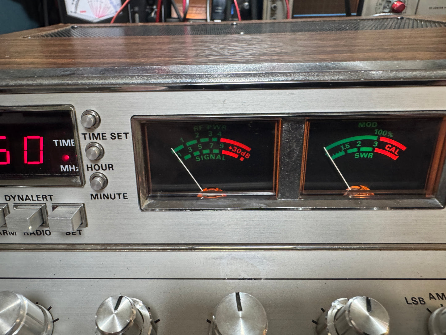 Cobra 2000GTL with Matching Speaker