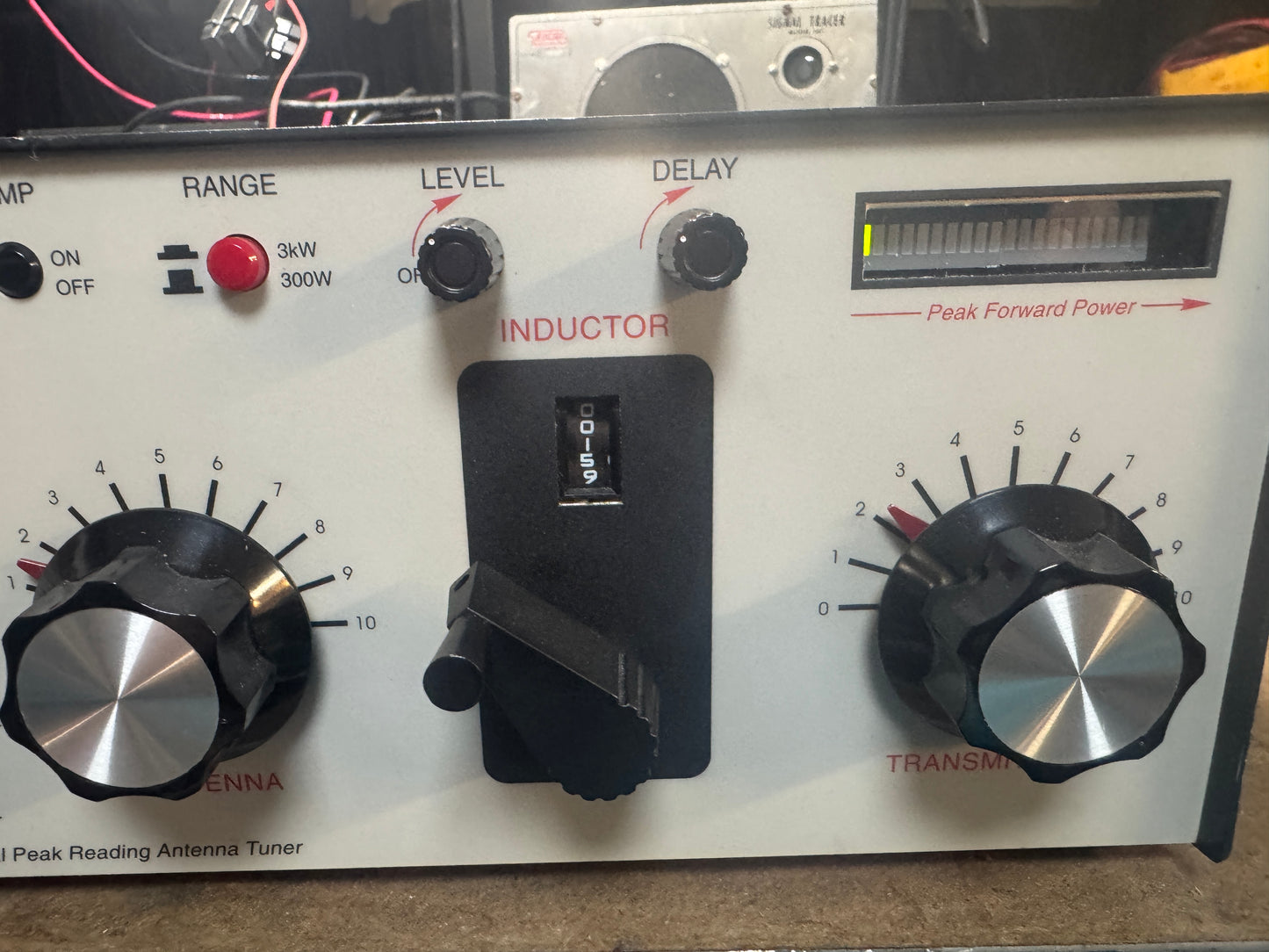 Vectronics HFT1500 Antenna Tuner