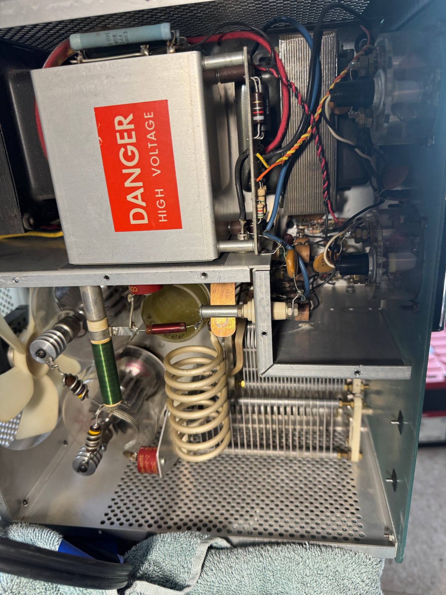 Heathkit SB-221 Amplifier