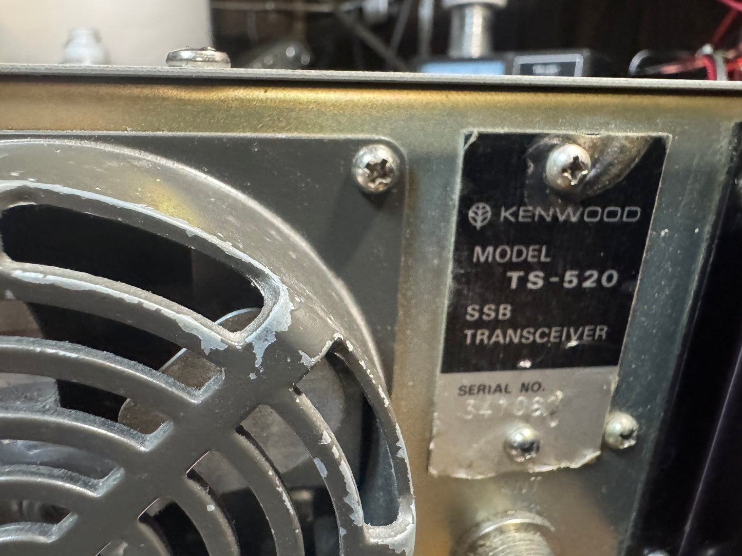 Kenwood TS-520 with a SP-520 and D-104