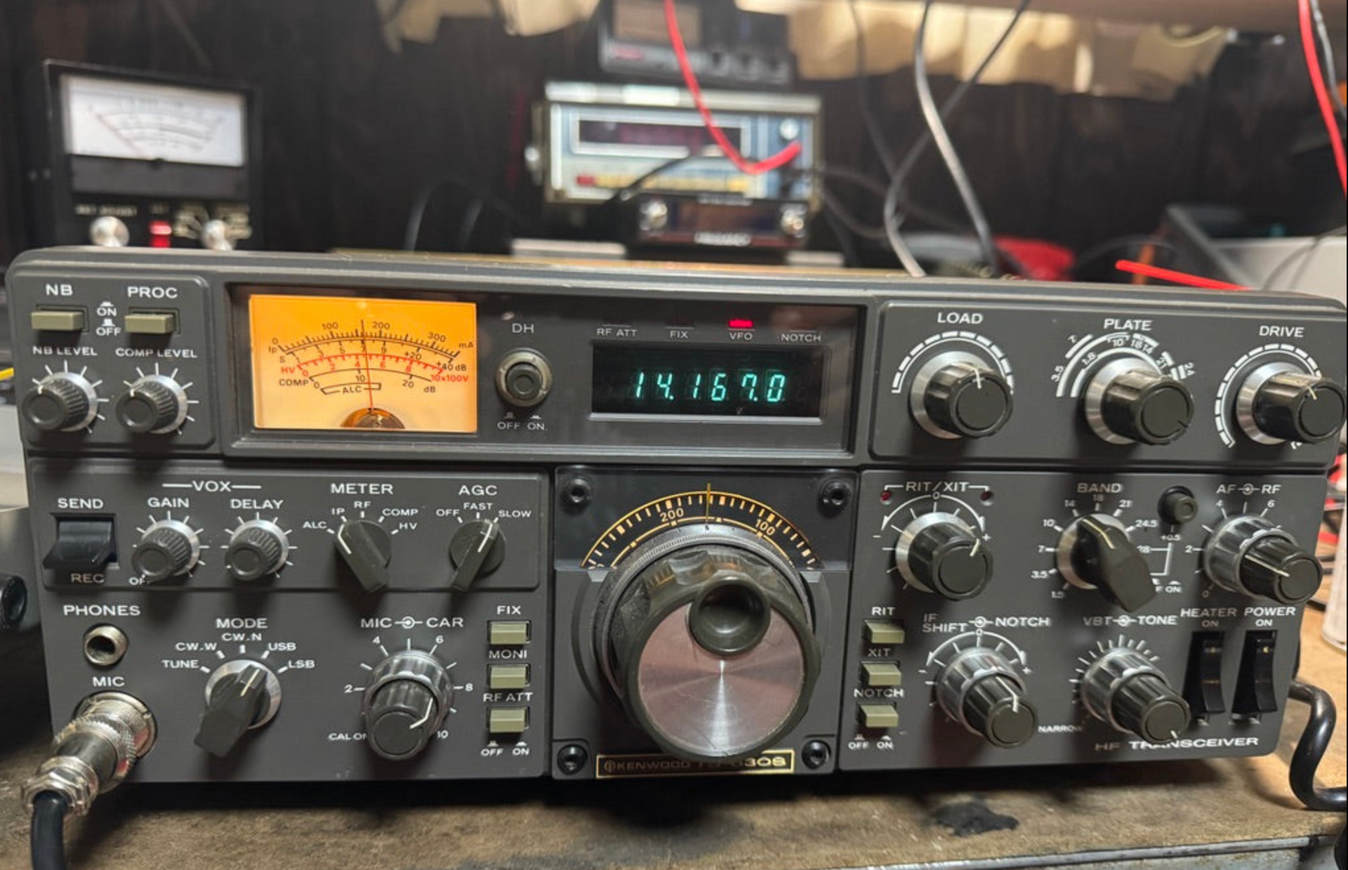 The Kenwood TS830S Transceiver: A Legacy of Communication – CB And