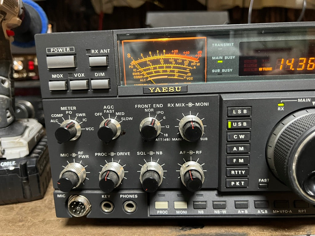 Yaesu FT-1000D