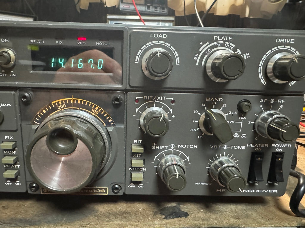 Kenwood TS-830s