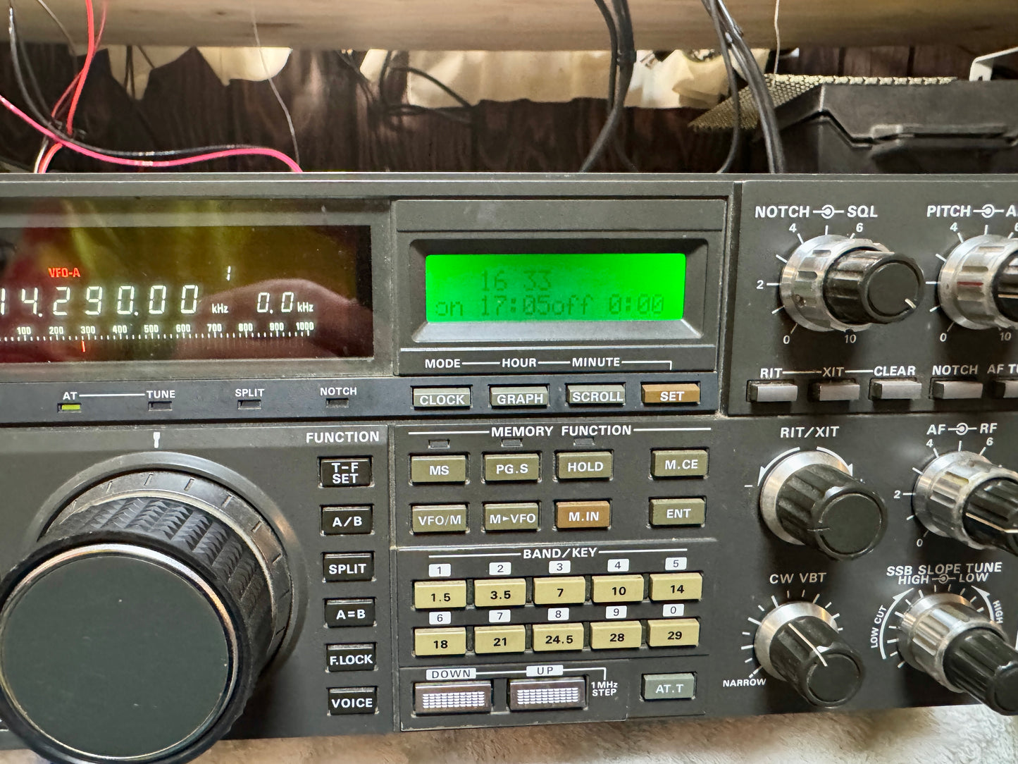 Kenwood TS-940SAT With MC-50