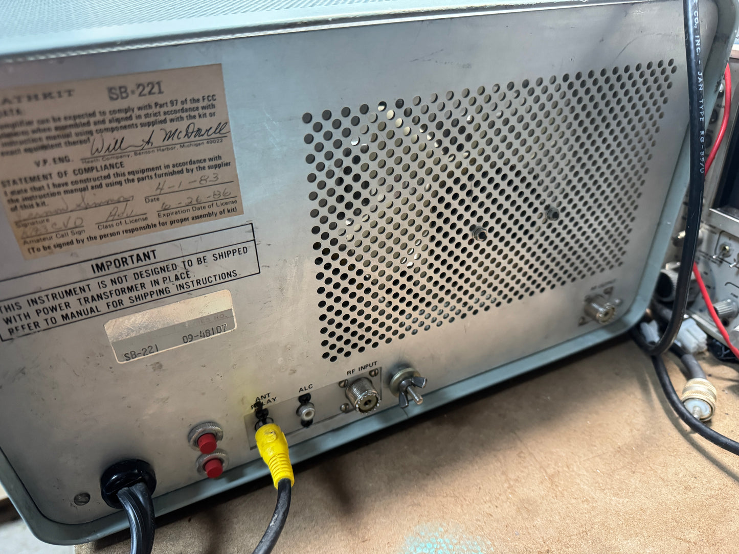 Heathkit SB-221 Amplifier
