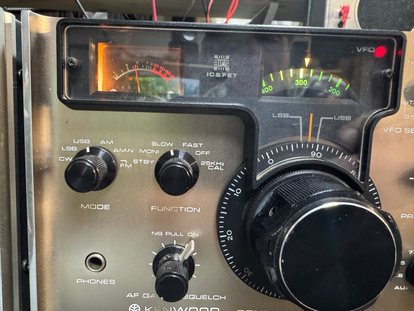 Kenwood Twins D-Series with Matching Speaker and MC-50 Microphone