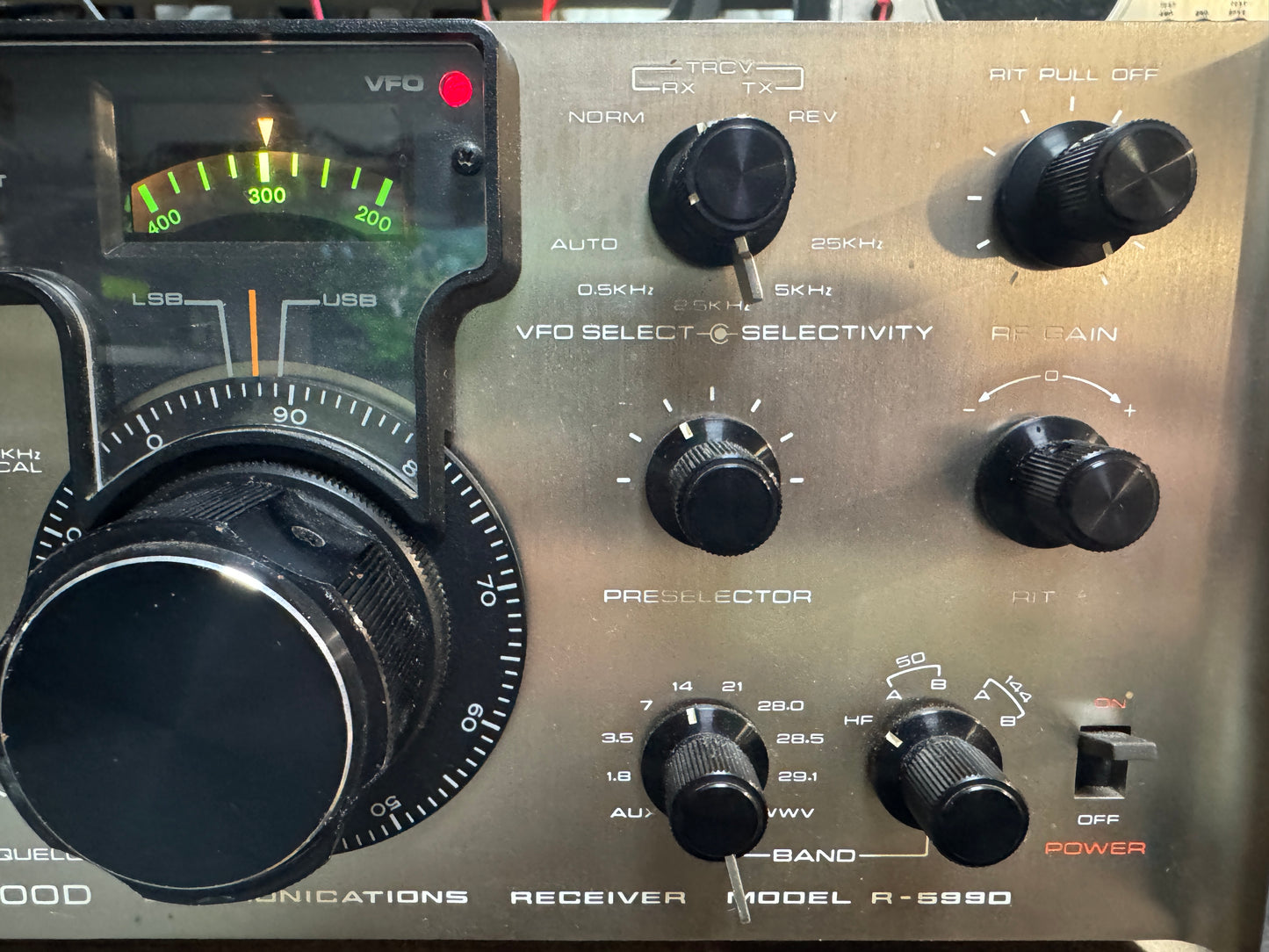 Kenwood Twins D-Series with Matching Speaker and MC-50 Microphone