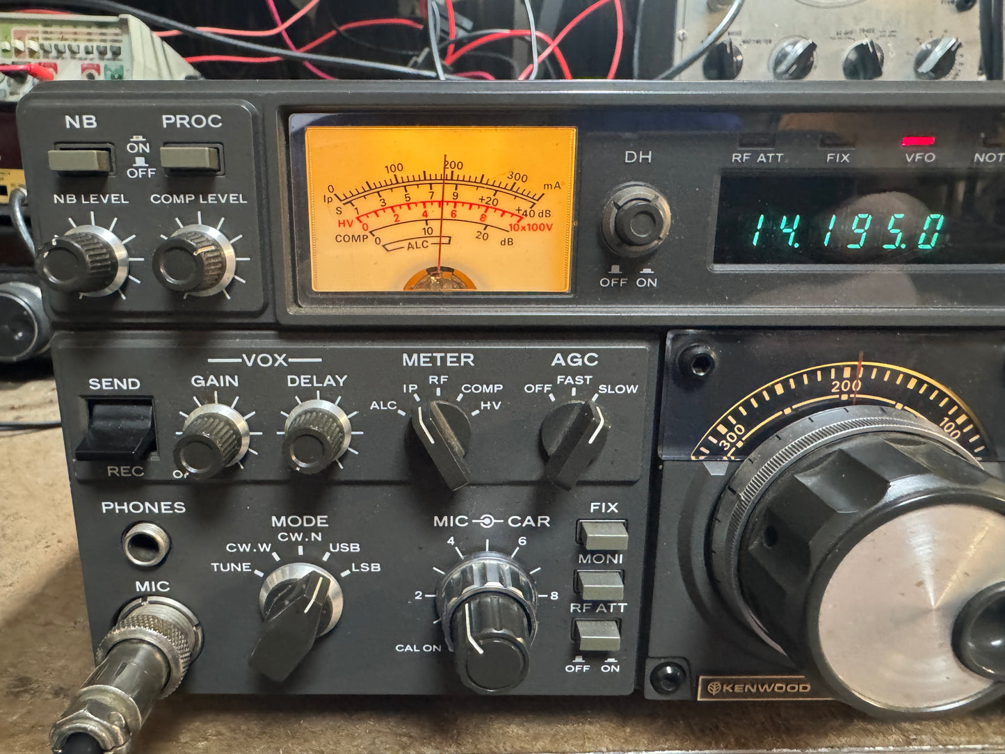 Kenwood TS-830S and D-104