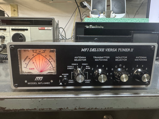 MFJ 949C Deluxe Versa Tuner II
