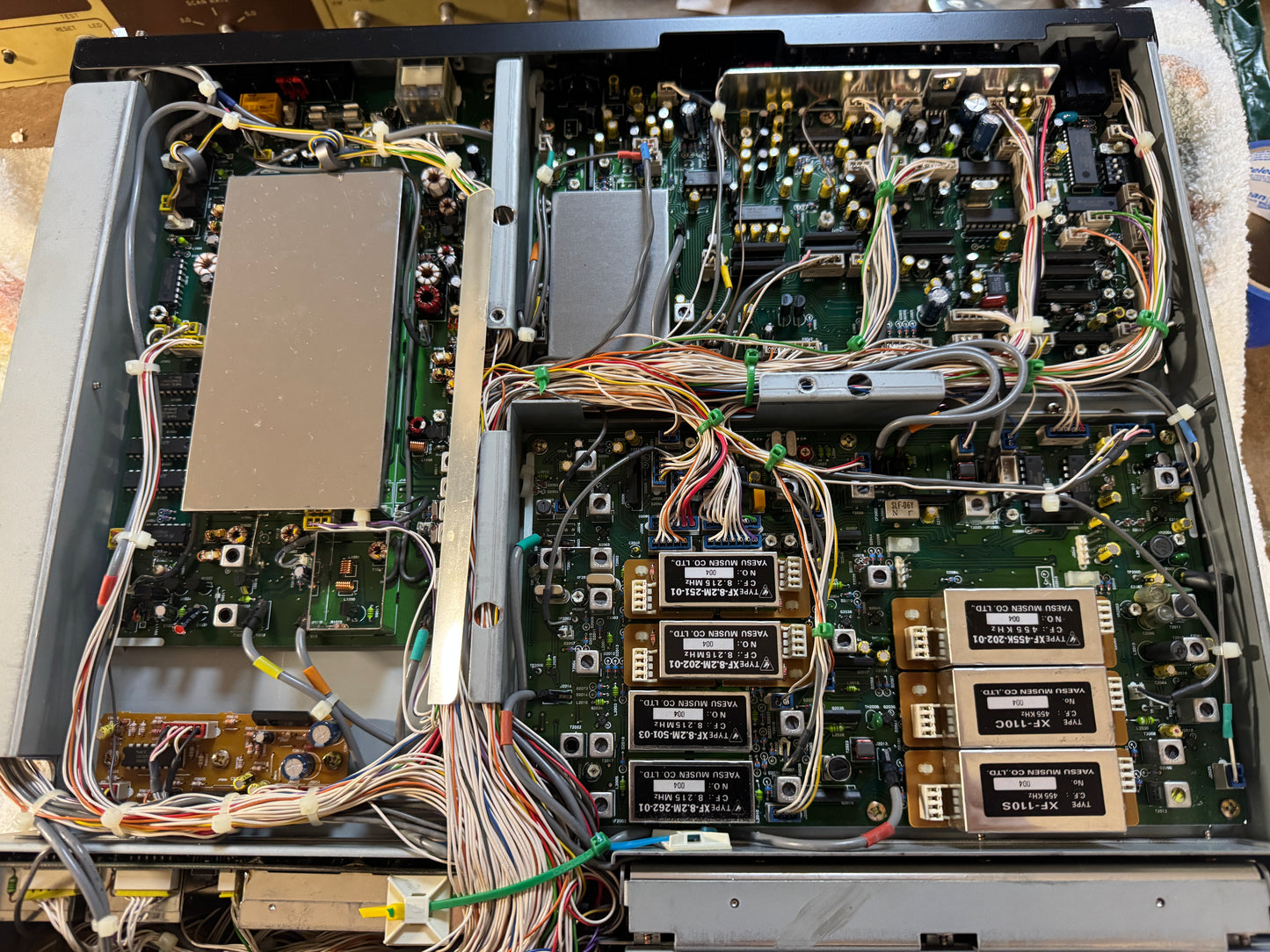 Yaesu FT-1000D and MD-1 Microphone