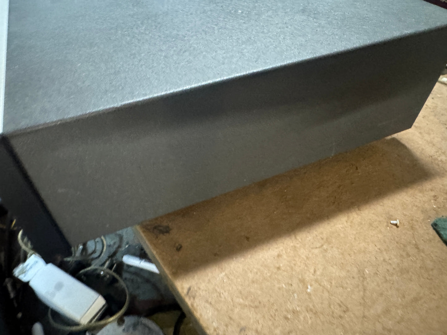 Drake MN2700 Antenna Tuner