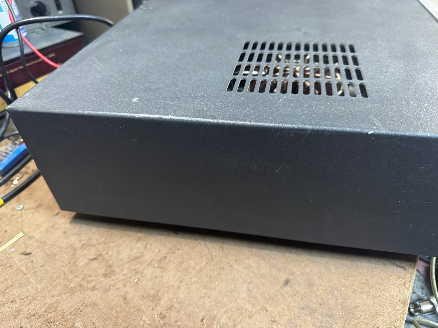 Drake MN2700 Antenna Tuner