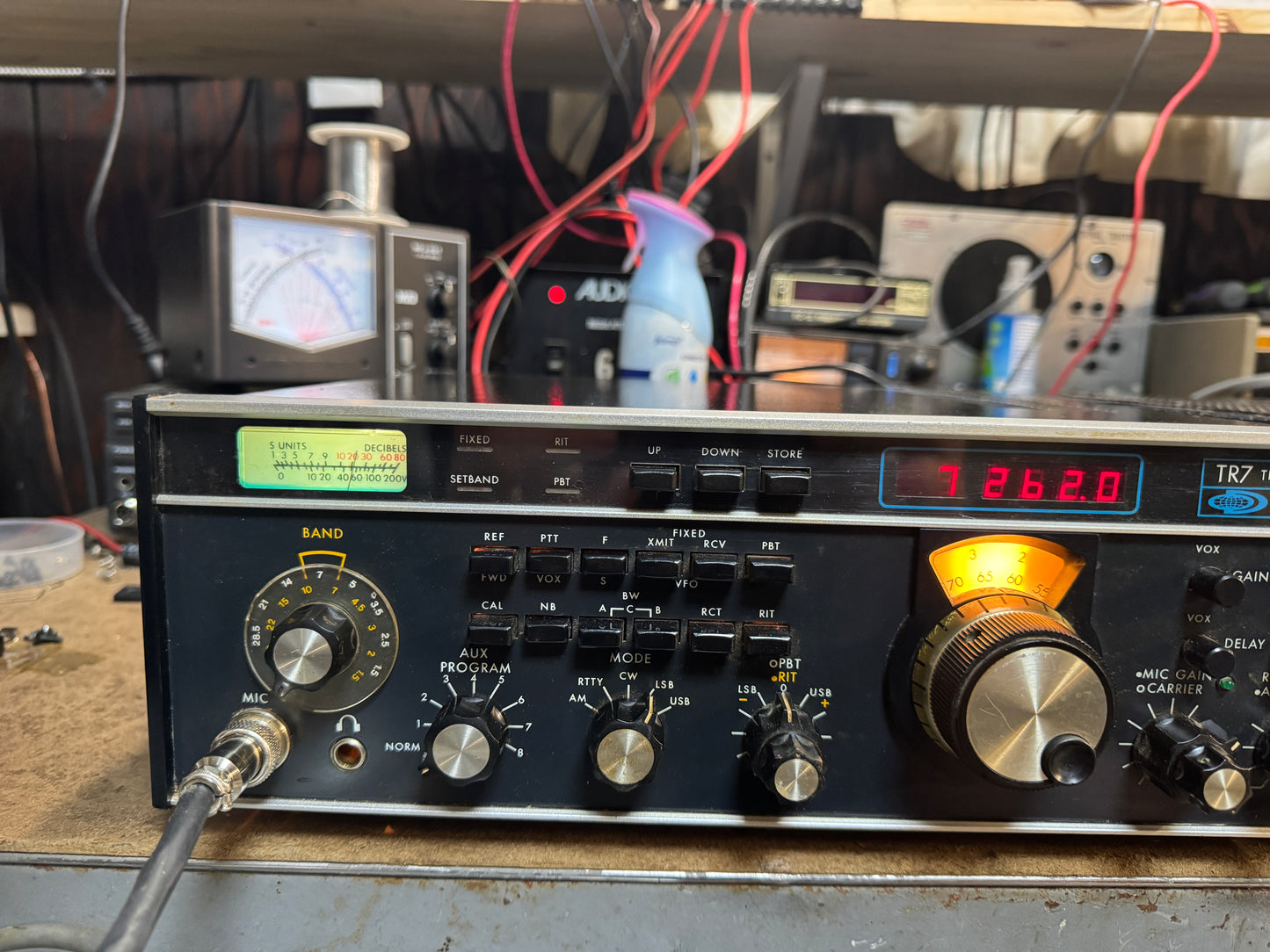 Drake TR7 and PS7 power supply with D-104 10DA