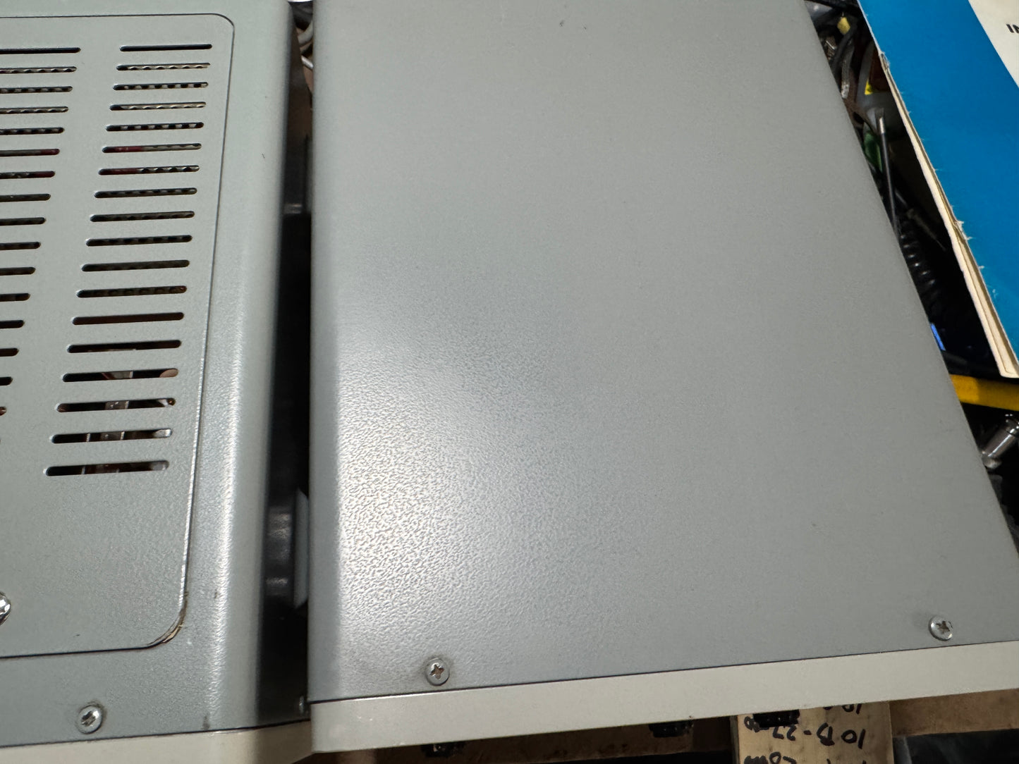 Yaesu FT-101EE with speaker/patch and D-104