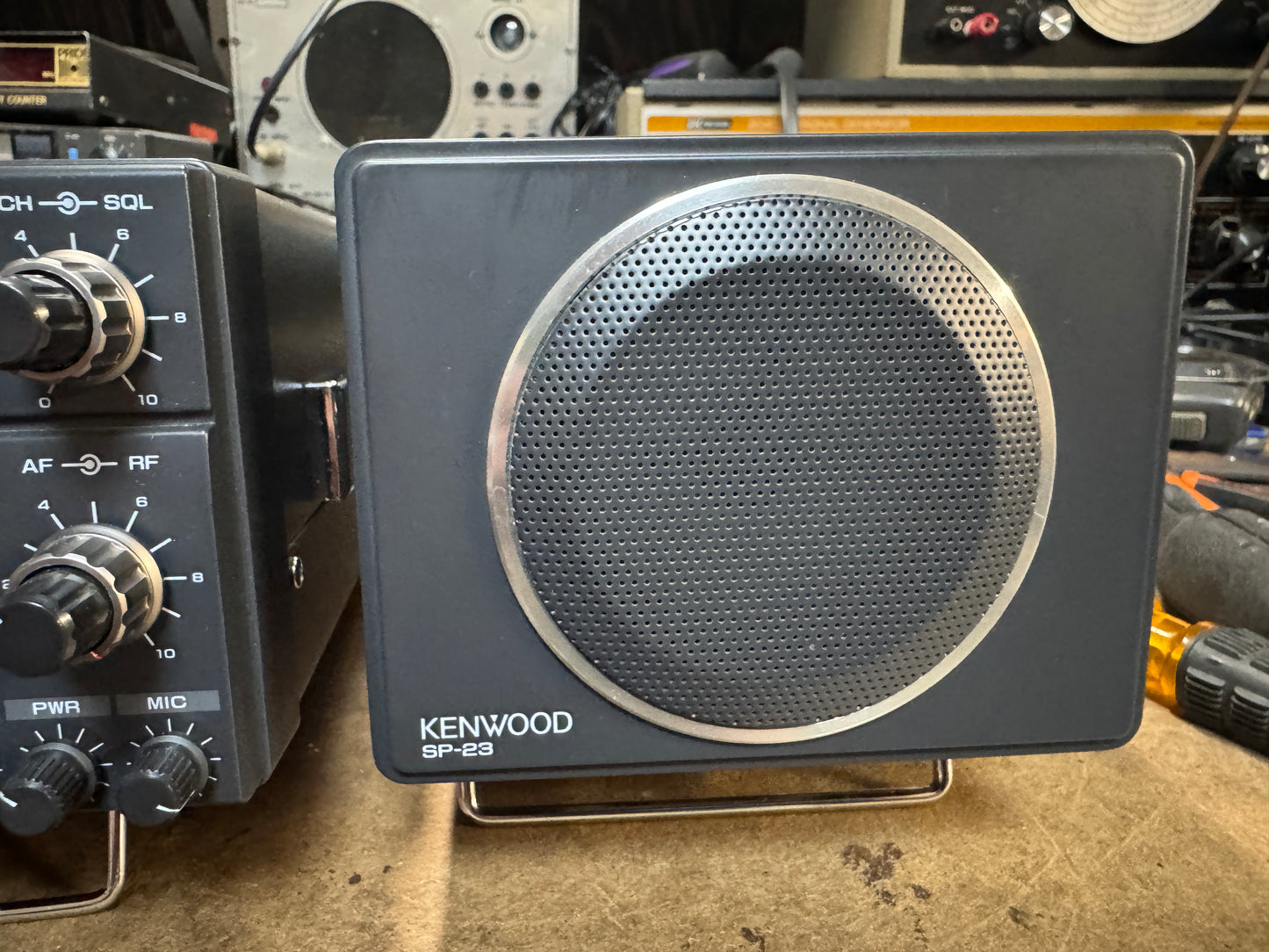 Kenwood TS-690S and SP-23 Speaker