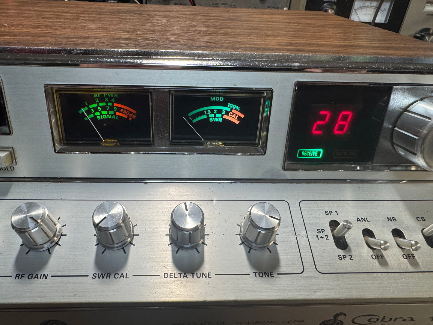 Cobra 1000GTL with matching Speaker