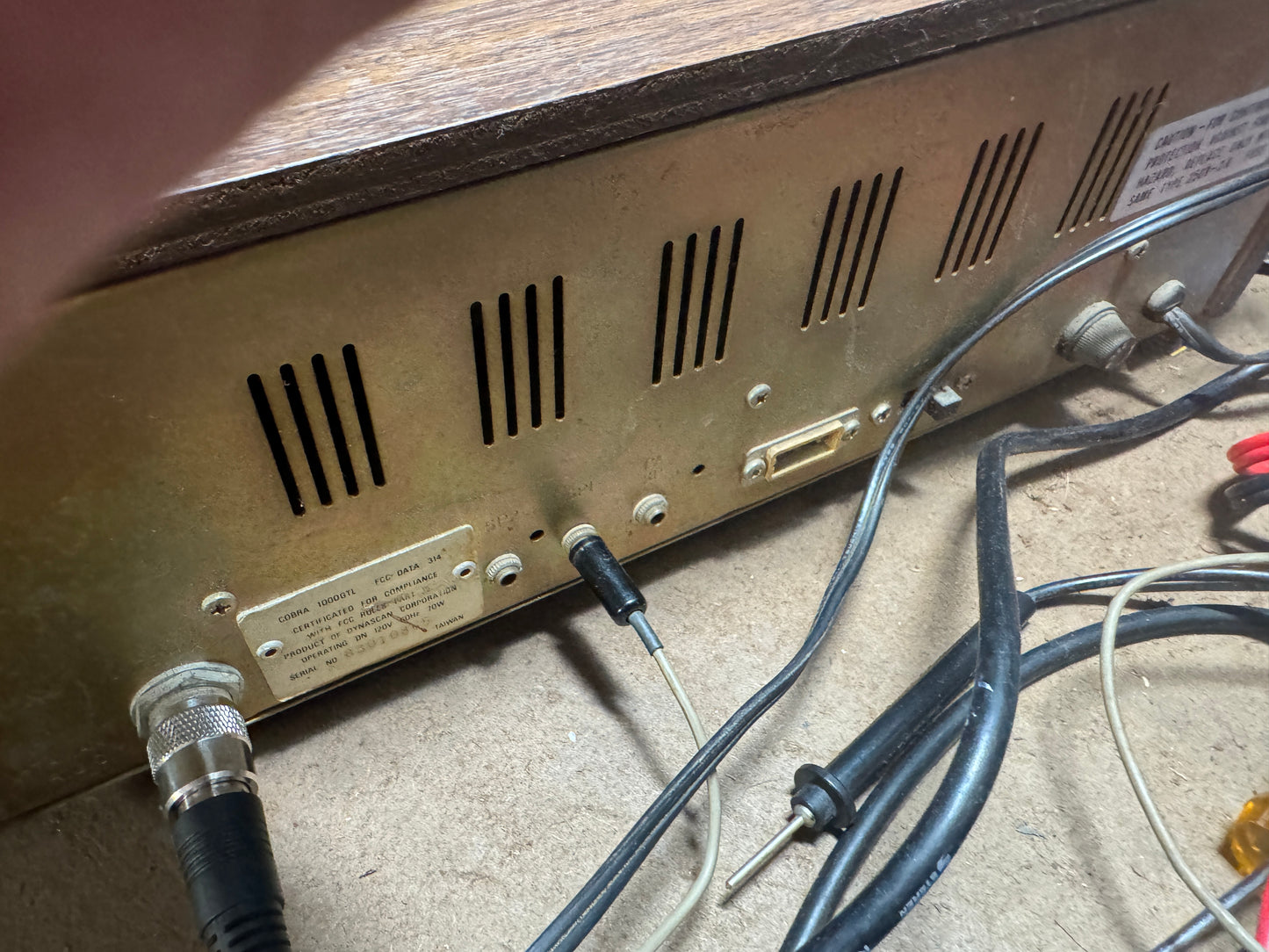 Cobra 1000GTL with matching Speaker
