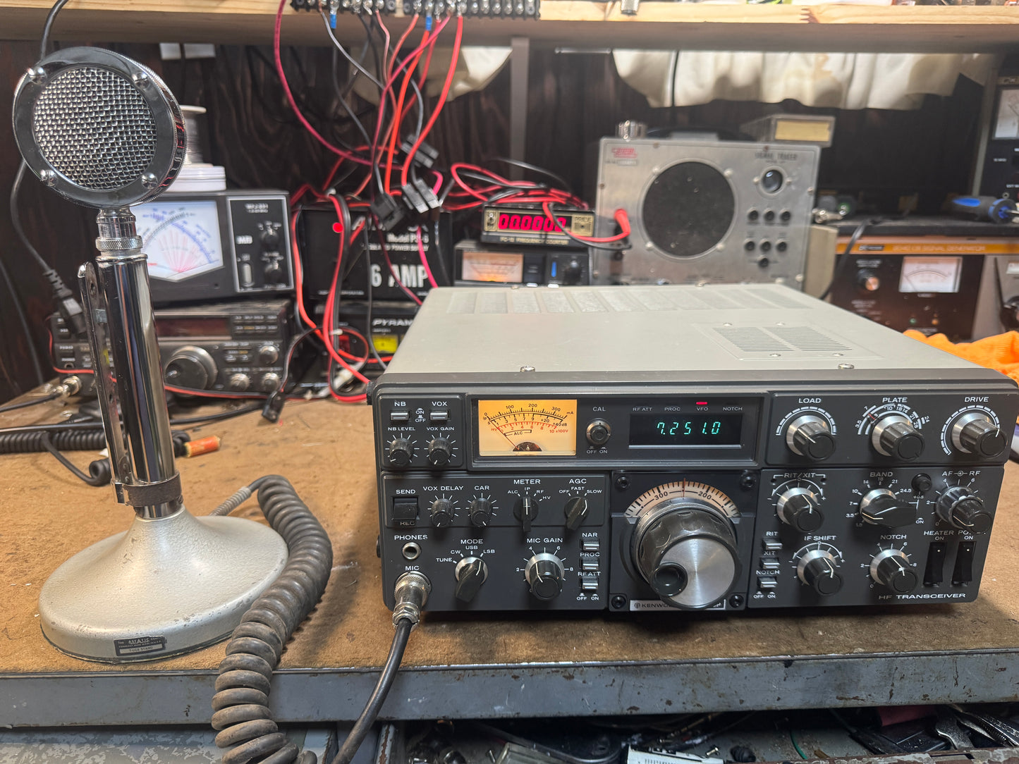 Kenwood TS-530SP and D-104