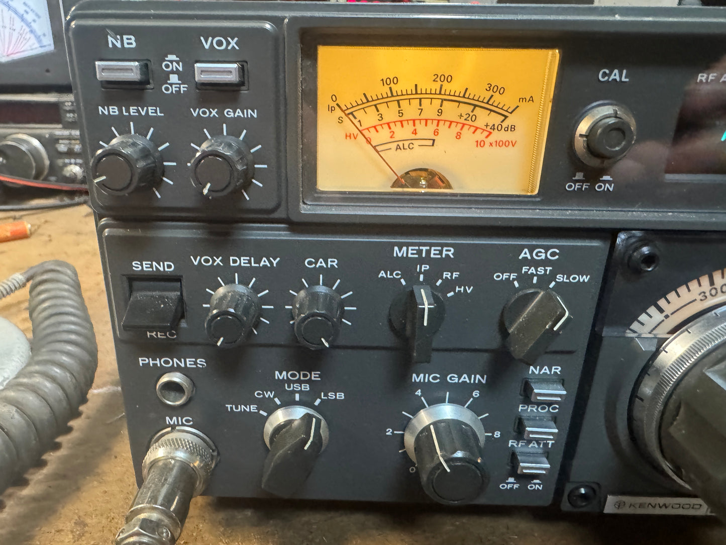 Kenwood TS-530SP and D-104