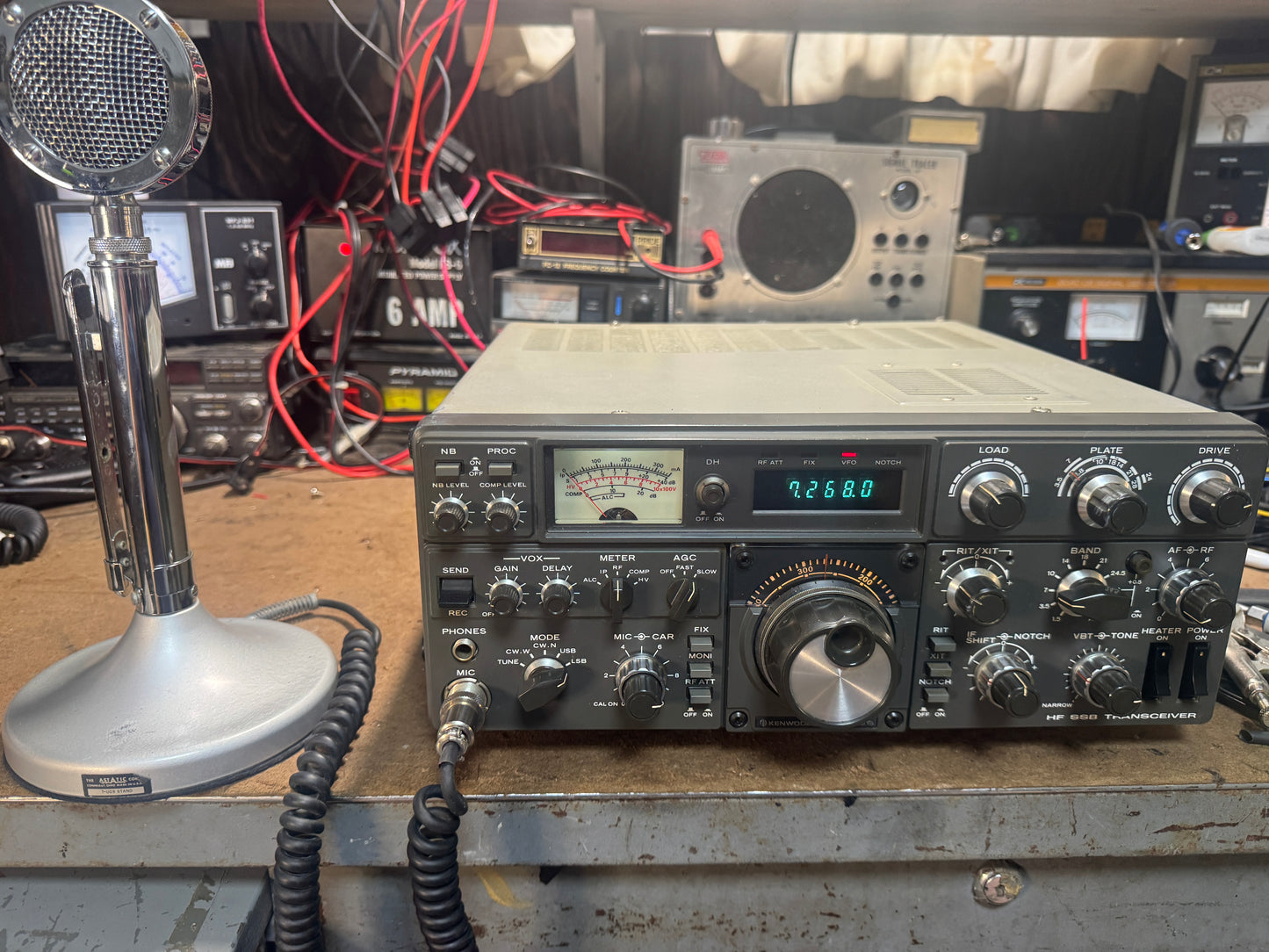 Kenwood TS-830S and D-104