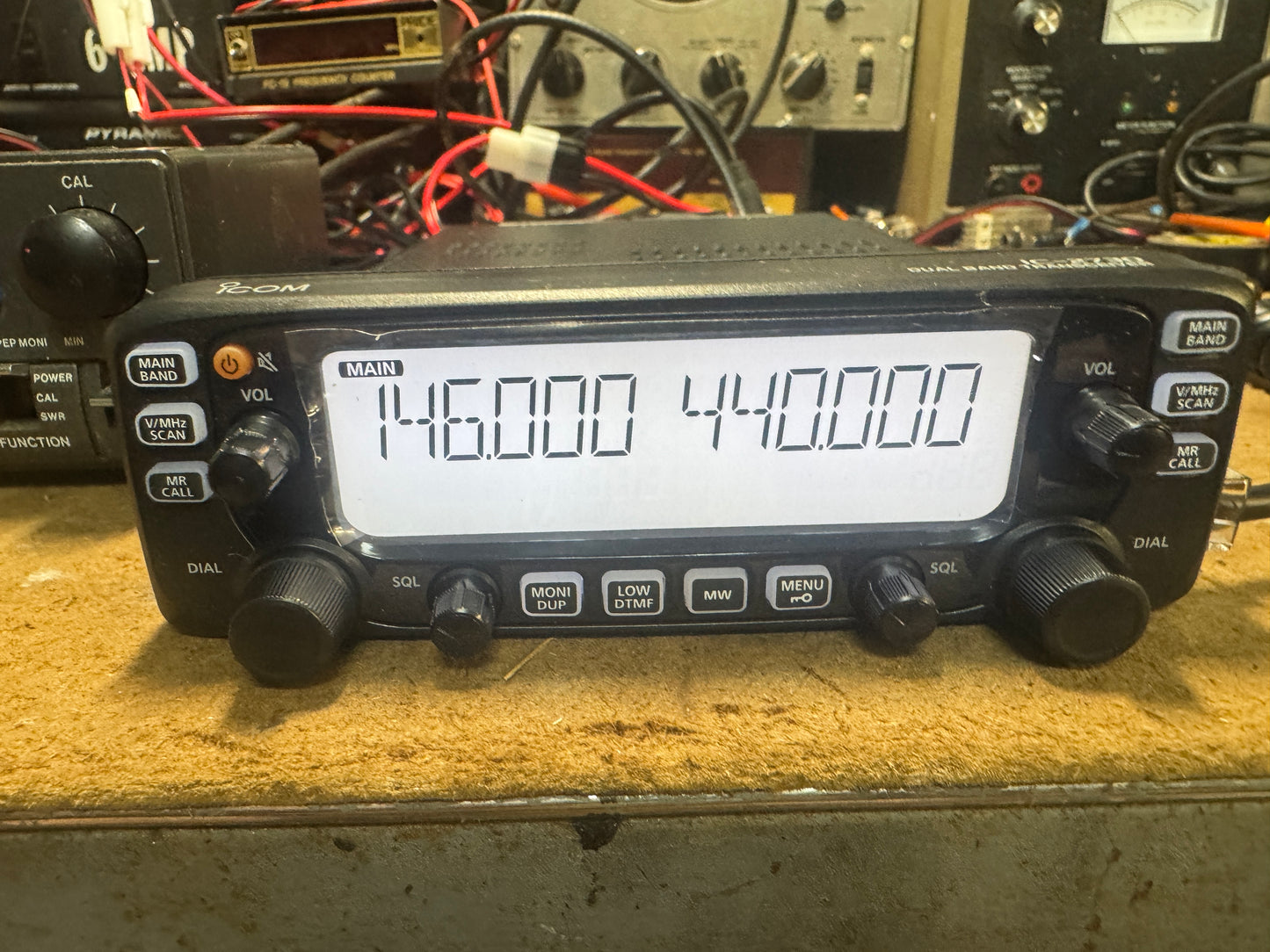 Icom IC-2730A