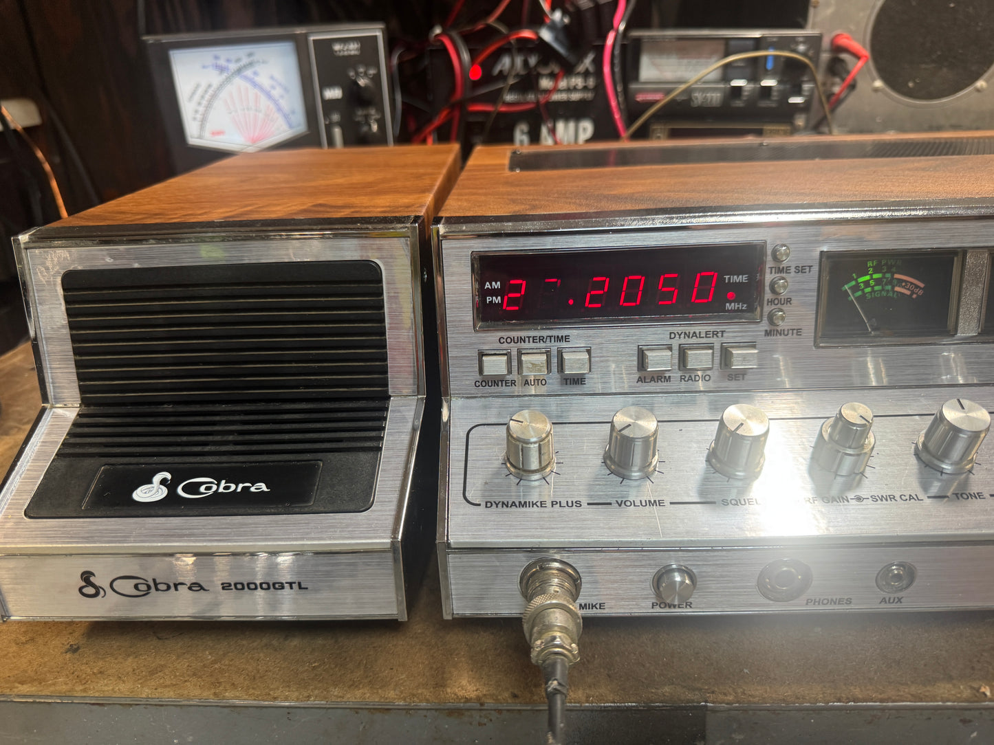 Cobra 2000GTL and Silver Eagle with 2 speakers