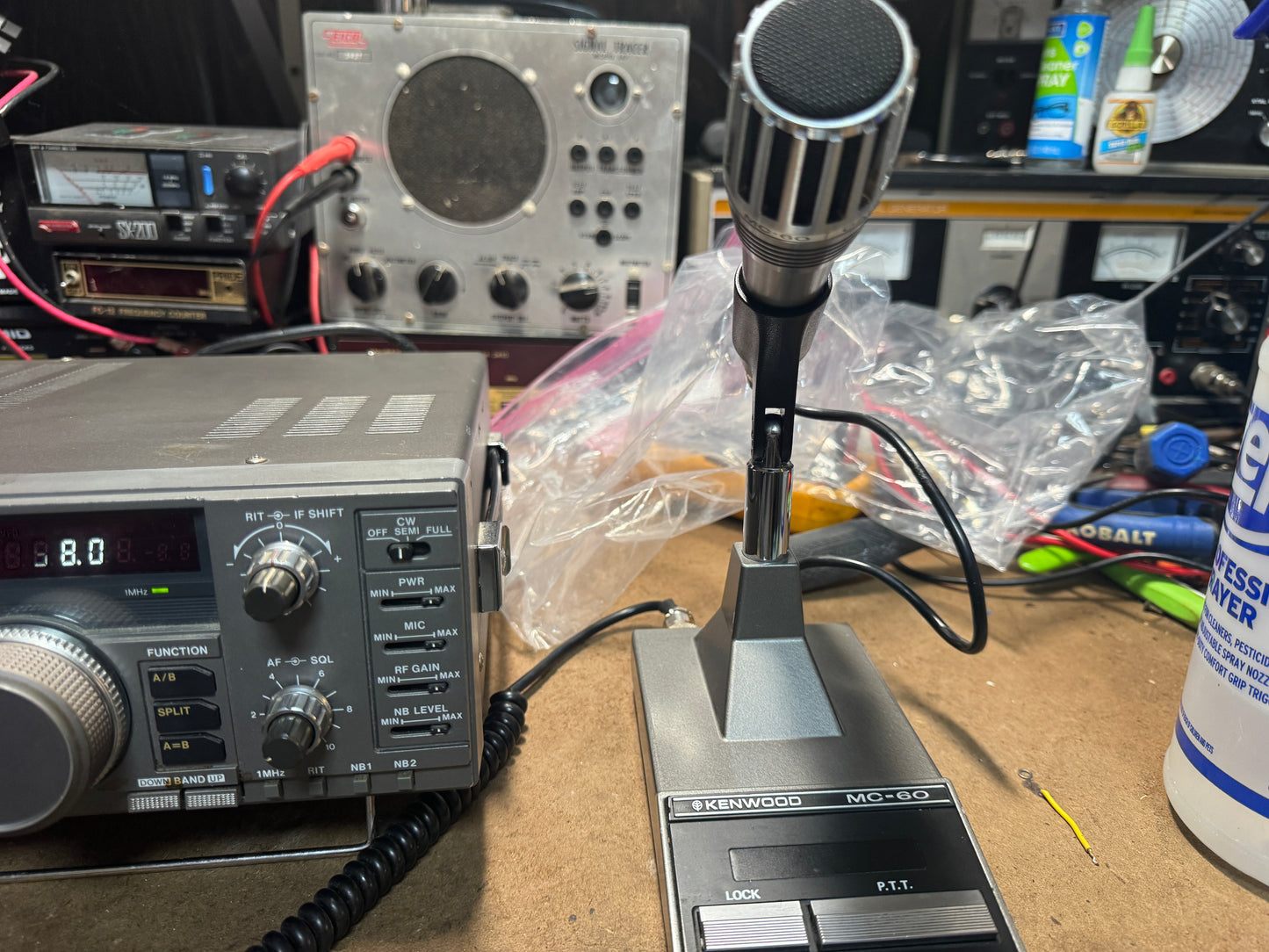 Kenwood TS-680S and MC-60