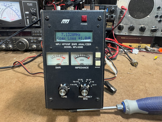 MFJ-259B HF AND VHF Antenna Analyzer