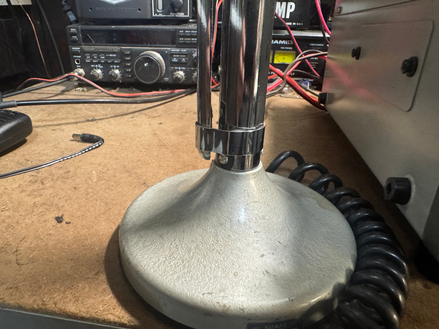 Kenwood TS-520 with a SP-520 and D-104