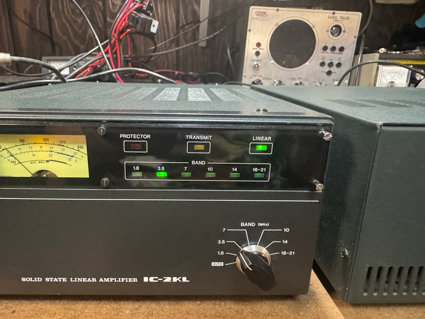Icom IC-2KL Amplifier