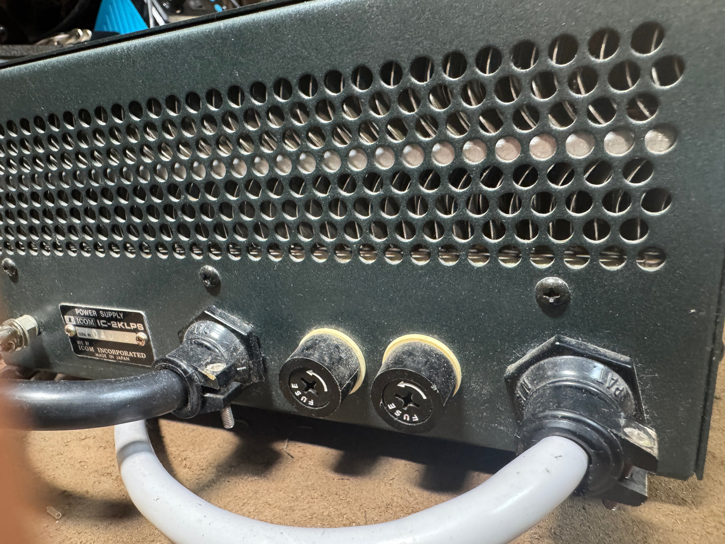 Icom IC-2KL Amplifier