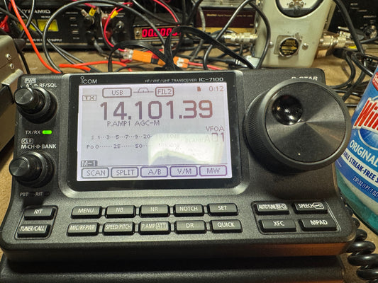 Icom IC-7100 control head
