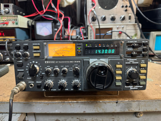 Icom IC-745 in used HAM Radio Equipment