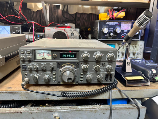 Kenwood TS830S and MC50 Microphone in used HAM Radio Equipment