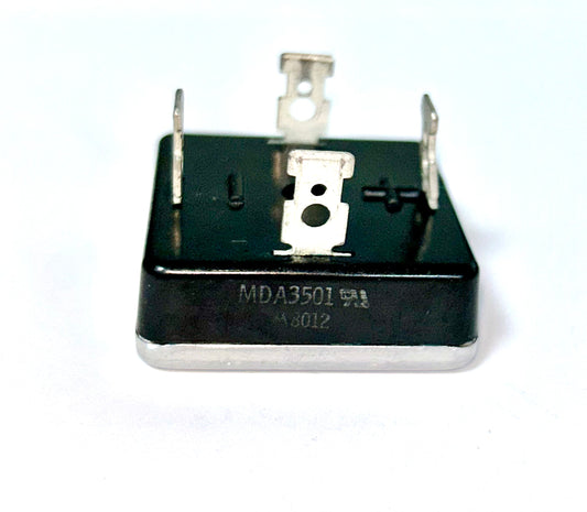 Electronic component with 'MDA3501' marking on a white background