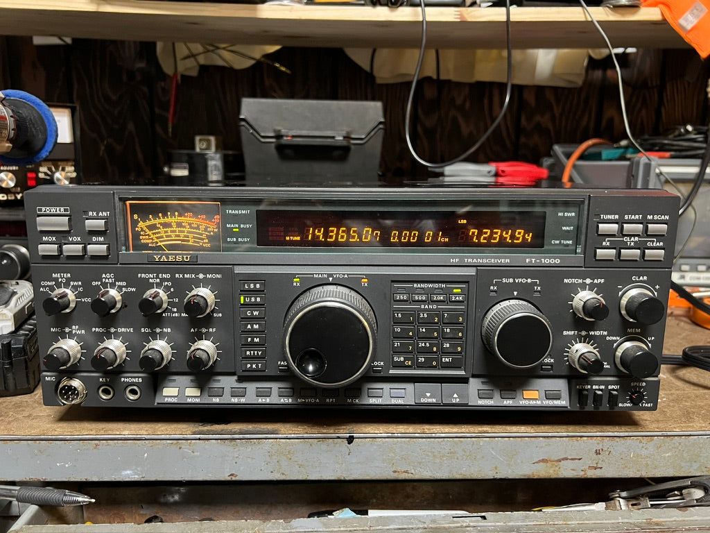 Yaesu FT-1000D in used HAM Radio Equipment 